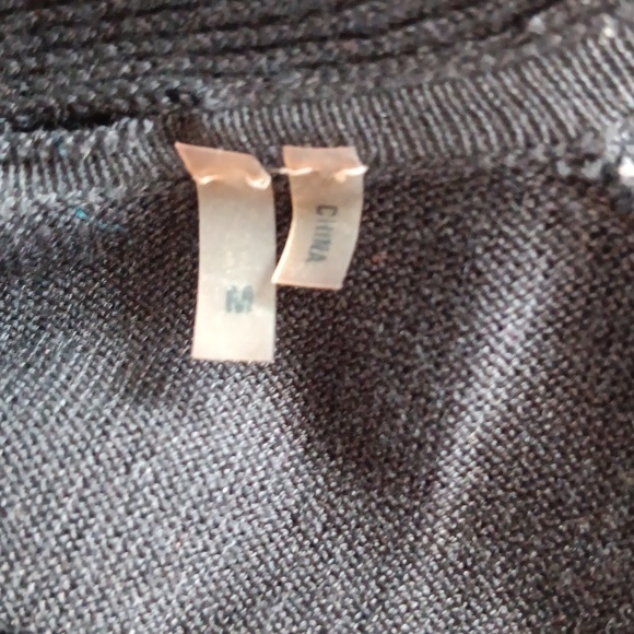 HP Elie Tahari silk cashmere black ruffle front cardigan - Picture 4 of 5